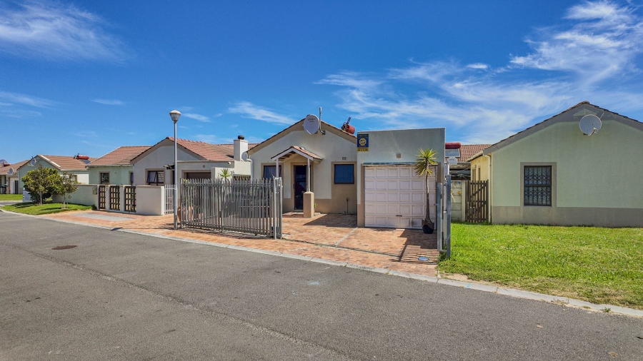 2 Bedroom Property for Sale in Victoria Park Western Cape